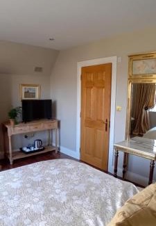 Two Mile House Casa | Naas