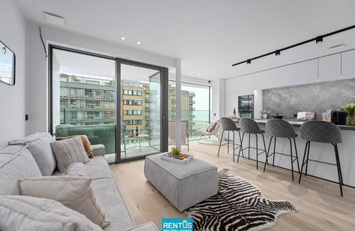 Oostduinkerke-Bad Apartamento | Naast t Zand - beautifully furnished apartment with sea view