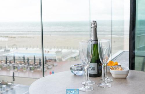 Oostduinkerke-Bad Apartamento | Naast t Zand - beautifully furnished apartment with sea view