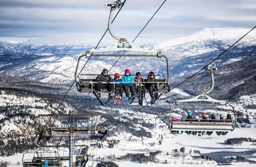 Kviteseid Apartamento | Nabo til Skisenteret, Lekeplass og Flott Natur