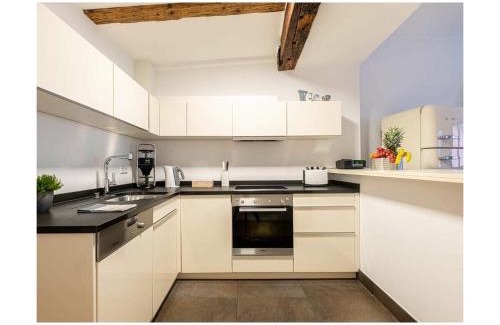 Altstadt Apartamento | Nachtschwärmer