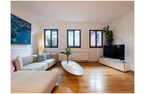 Altstadt Apartamento | Nachtschwärmer