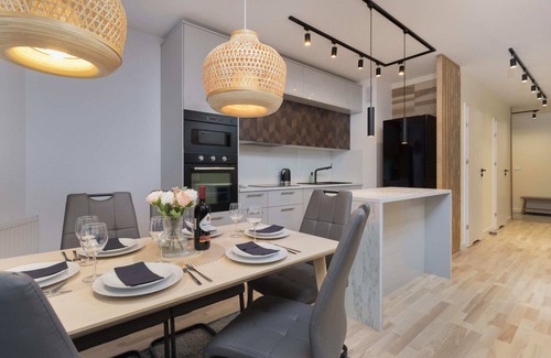 Gdynia Apartamento | Nadmorskie Tarasy 15 | Gdynia Apartment | Parking