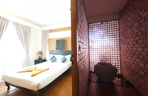 Taphul Village Area Hotel | Naga Angkor Hostel