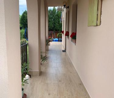 Balatonlelle Apartamento | Nagcsaládos Rózsa Apartman
