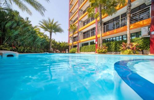 Nai Harn Apartamento | Naiharn Beach 1BR квартира S608 by IBG Property