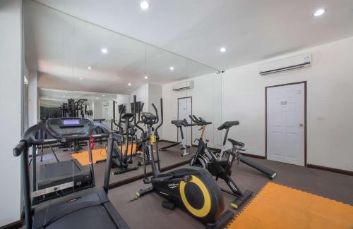 Nai Harn Apartamento | Naiharn Beach 1BR квартира S608 by IBG Property