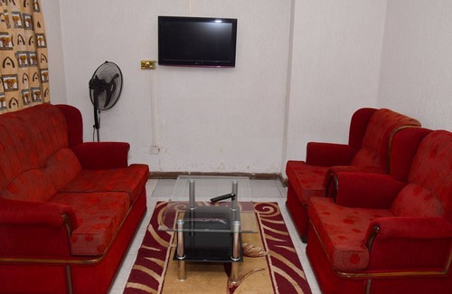 Ngara Hotel | Nairobi Glory Palace Hotel