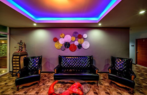 Sa Khu Hotel | Naiyang Place Phuket Airport