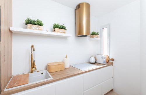 Puerto de la Duquesa Apartamento | Najlepsze widoki - apartment na plaży 2 sypialnie