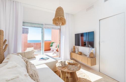 Puerto de la Duquesa Apartamento | Najlepsze widoki - apartment na plaży 2 sypialnie