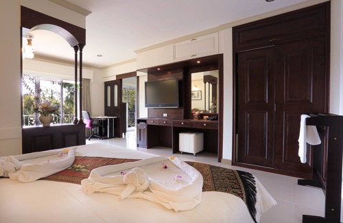 Kamala Hotel | Naka Resort