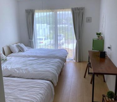 Nakaoshi Casa | Nakijin Resort Guest House