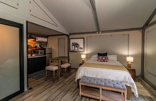 Wirtz Complejo | NAKUPENDA, a Unique Luxury Canvas Cabin Experience, at Karoo Smith Mountain Lake