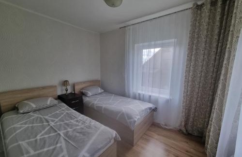 Siauliai County Apartamento | Nakvynė Akmenėje -Pušyno pašonėje-