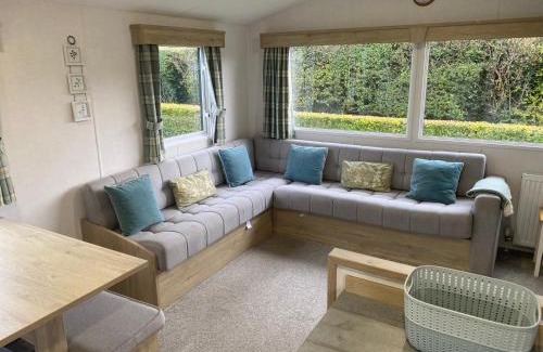 Knaresborough Otro | Nala Lodge
