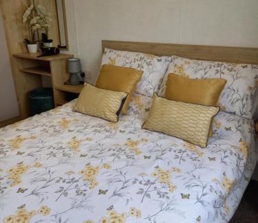 Knaresborough Otro | Nala Lodge