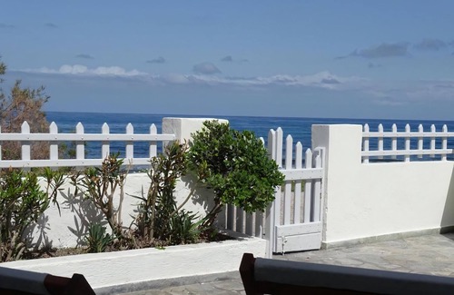 Monolithos Casa | NAMA Beach House