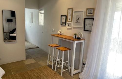Paternoster Casa | Namaste Cottage - Garden Facing 2-sleeper Hideaway