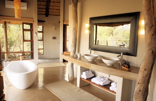 Ladysmith Cabina | Nambiti Plains Private Game Lodge