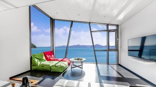Namhae Casa | Namhae Pumda Pool villa Pension