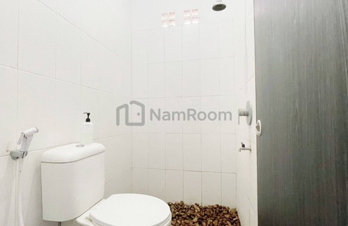 Duren Sawit Hotel | NamRoom at Kalimalang