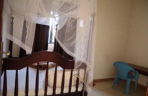 Entebbe Hotel | Namulanda Motel