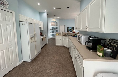 St. Augustine Cabaña | Nana's Lighthouse by the Pond - pet friendly, 15 minutes to beaches and downtown