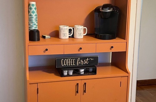 Licking Casa | Nana's Townhouse centrally located in the Heart of the Ozarks.
