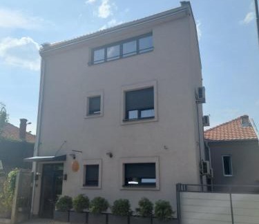 Valjevo Casa | Nana/Sobe & Apartmani