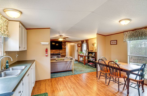 Nancy Cabina | Nancy Cabin w/ Fire Pit Near Lake Cumberland!