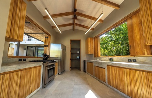 Playa Coyote Casa | Nanku Coyote - Luxurious Beachfront Home w/8 Private Bedrooms and Infinity Pool
