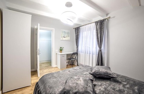 Radauti Apartamento | Nannie Apartaments Skenges