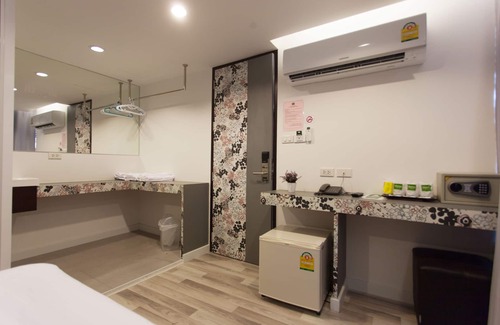 Ploenchit Hotel | Nantra Ploenchit