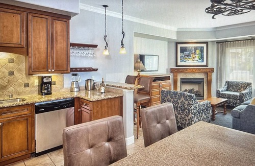 Napa Complejo | Napa, CA Sept 14-18, 2023 offers an on-site Golf, Wineries, Spa, Pool...