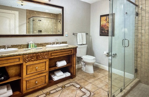 Napa Complejo | Napa, CA Sept 14-18, 2023 offers an on-site Golf, Wineries, Spa, Pool...