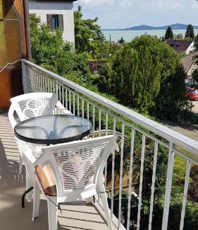 Badacsonytomaj Apartamento | Naperkély Apartman