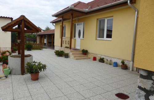Egerszalok Apartamento | Napfény Apartman és Vendégház