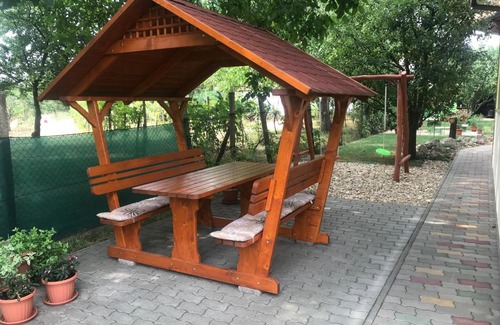 Gyoparosfuerdo Apartamento | Napfény apartman