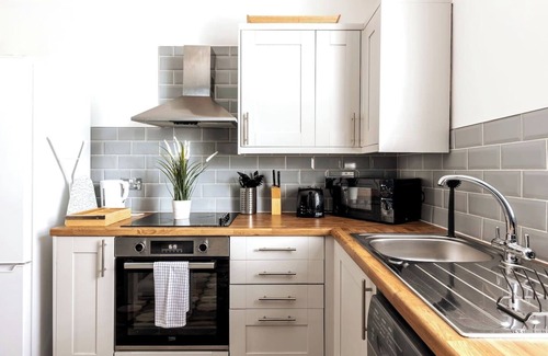Barry Apartamento | Naphtali Suite by Koya Homes