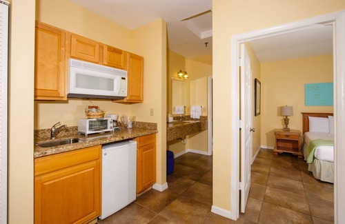 Sun Terrace Hotel | Naples Garden Inn