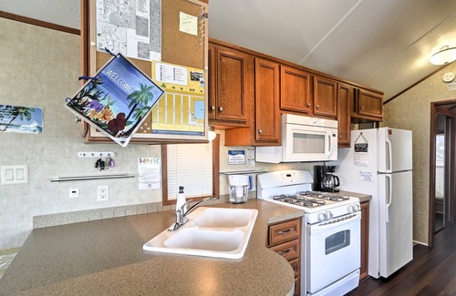 North Naples Cabaña | ¡NUEVO! Acogedora casa de Naples con Lanai y piscina compartida!