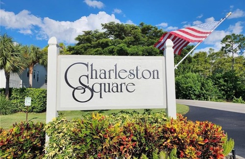 Imperial Golf Estates Condominio | Naples Imperial Golf Condo Overlooking Gomez Tennis Academy