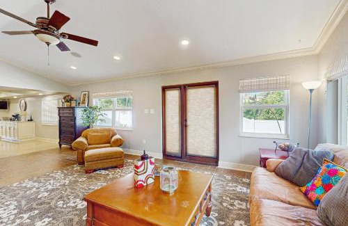 North Naples Casa | Naples Shores to Shores