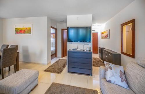 Balatonlelle Apartamento | Napsugár 12 by HelloBalatonlelle