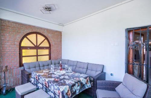 Poroszlo Apartamento | Napsugár Vendégház