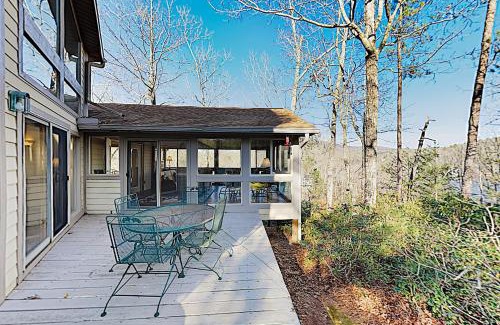 Lake Lure Casa | Narnia on Earth