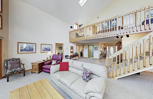 Lake Lure Casa | Narnia on Earth