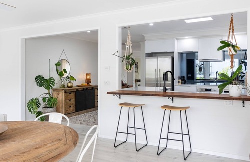 Narrawallee Casa | Free night on us this winter at Narrawallee Beach House