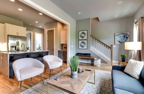 Haynes Area Casa | Private Rooftop Oasis - 2 Nashville Homes